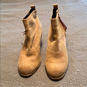Suede bootie